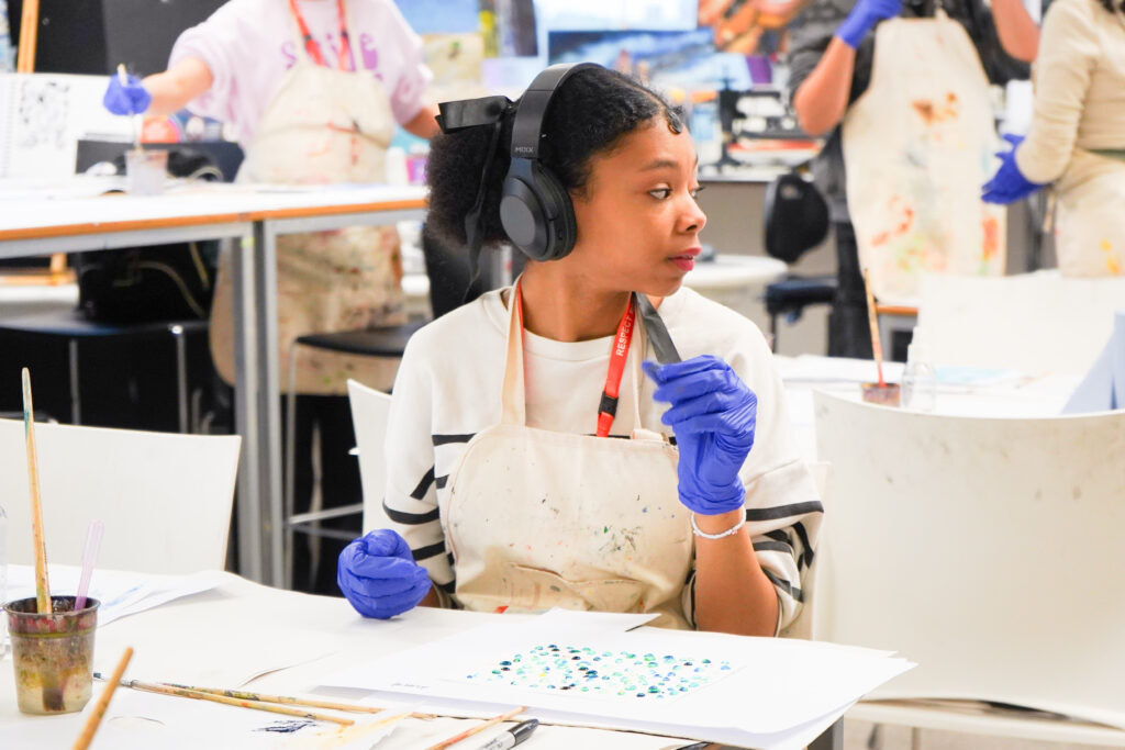 Student in art lesson