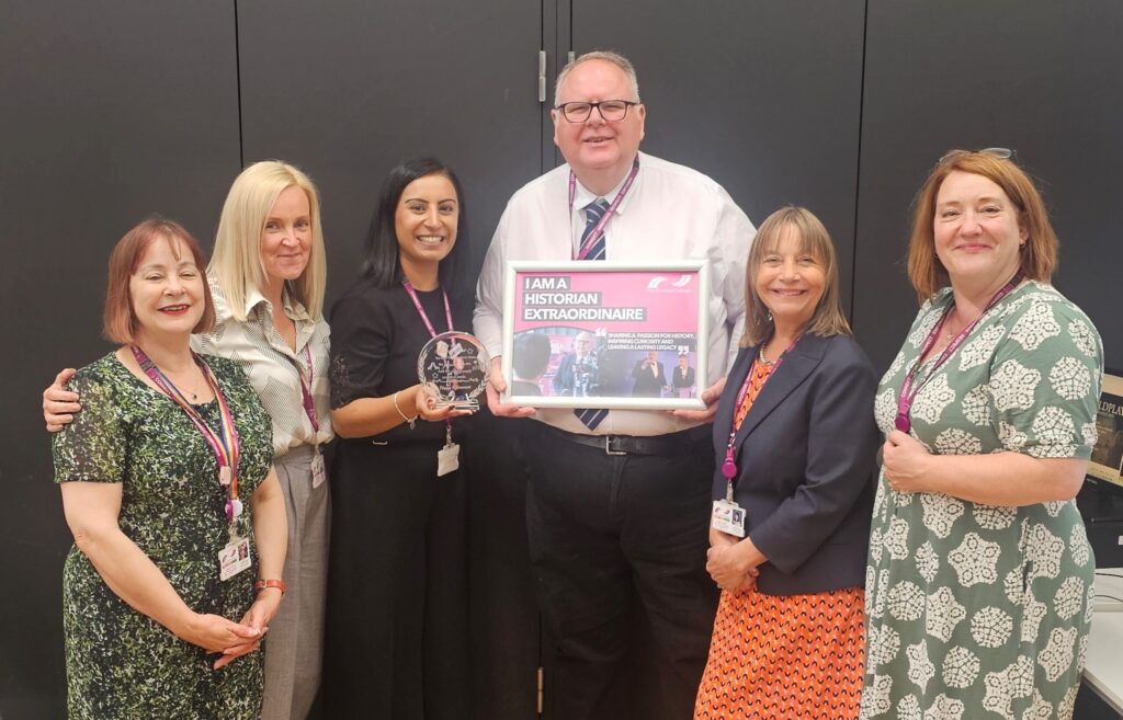 Dr David Craik presented with retirement gift